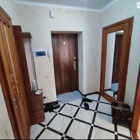 Ferienwohnung Комфортна Квартира В Жк Сімейний Winnyzja Exterior foto